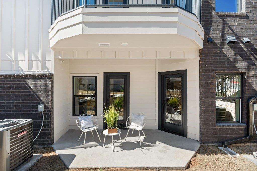 2450 Wickersham Ln # 1927, Austin, TX 78741