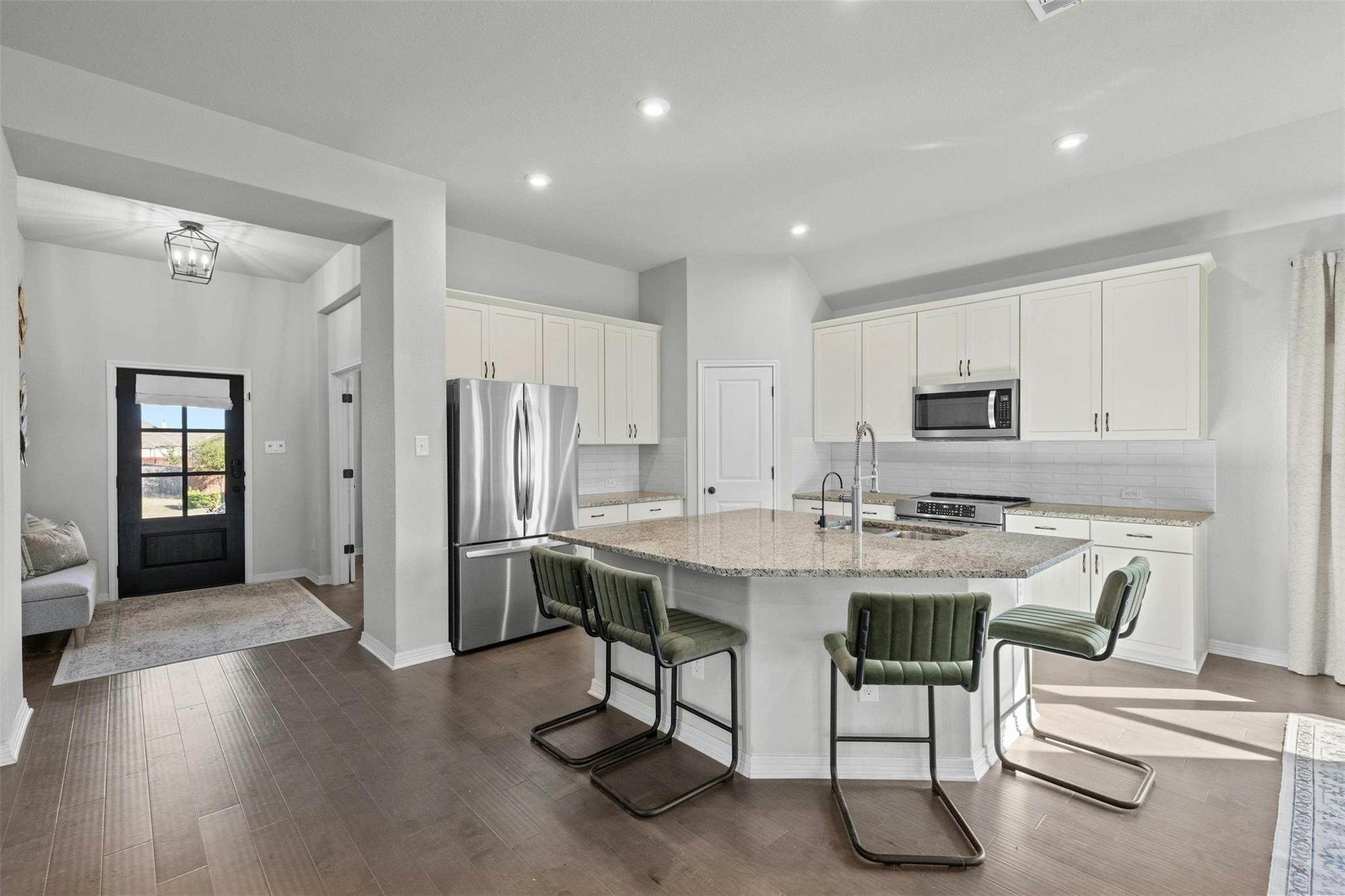 103 Scotsburg St, Hutto, TX 78634