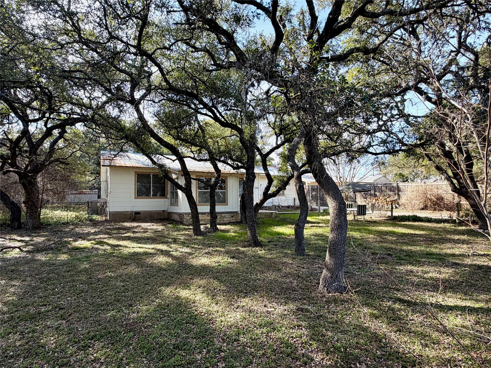 17501 W FM 150, Driftwood, TX 78619