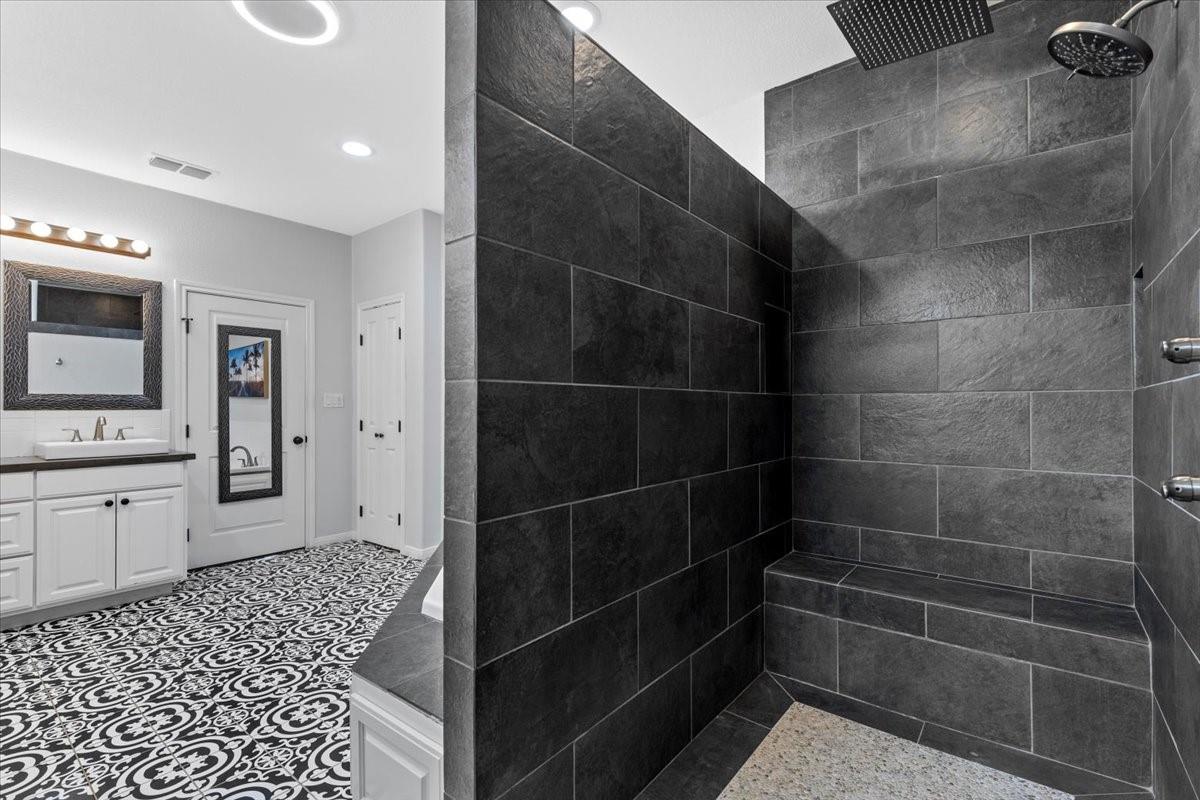 1883 Watterson Rd, Bastrop, TX 78602