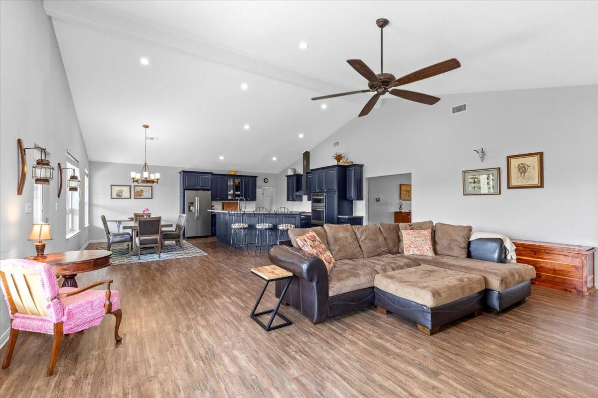 1883 Watterson Rd, Bastrop, TX 78602