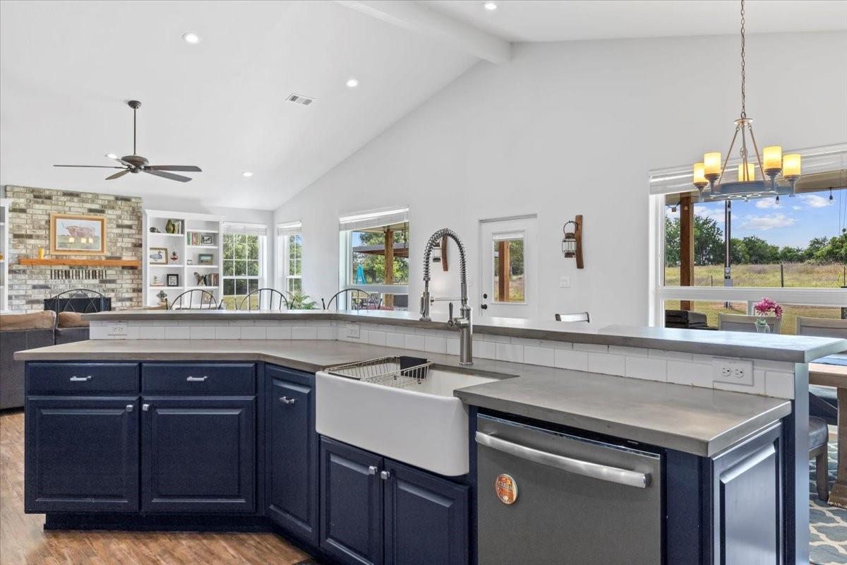 1883 Watterson Rd, Bastrop, TX 78602