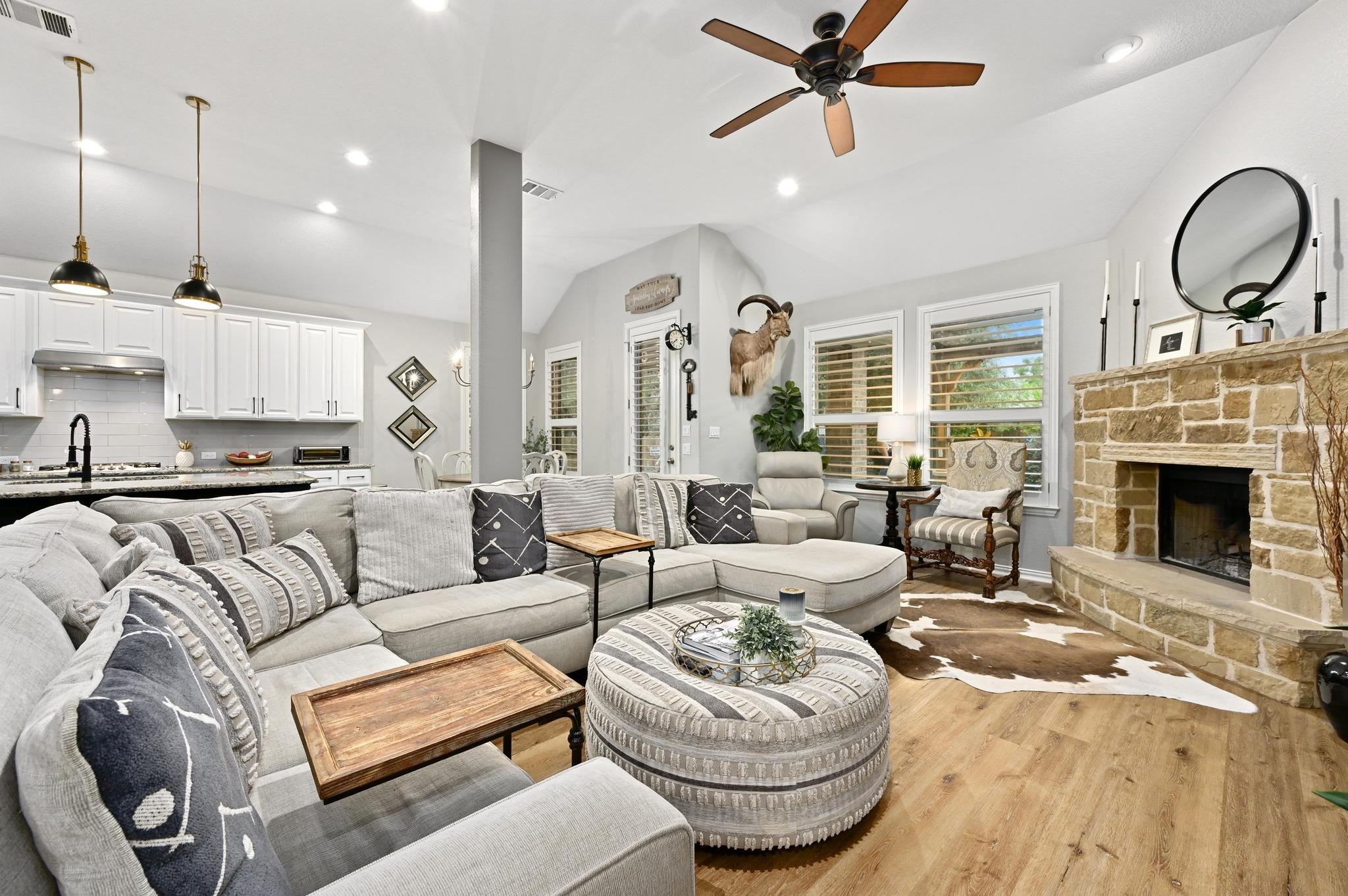 169 Fort Cobb Way, Georgetown, TX 78628