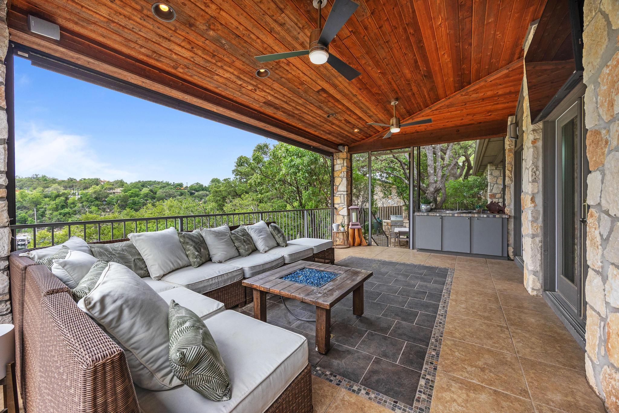 917 Challenger, Lakeway, TX 78734