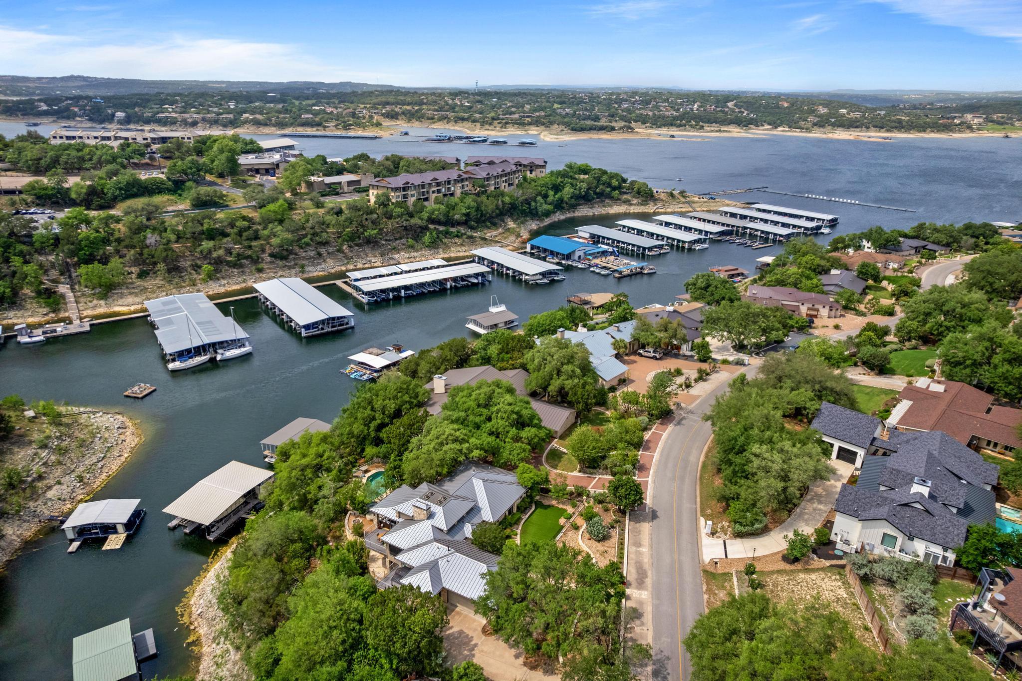 917 Challenger, Lakeway, TX 78734