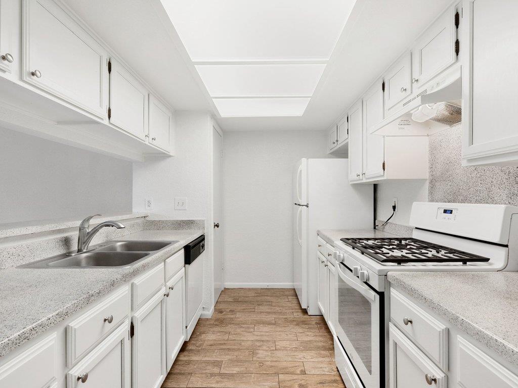 7825 Beauregard Cir # 4, Austin, TX 78745