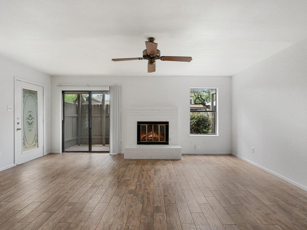 7825 Beauregard Cir # 4, Austin, TX 78745