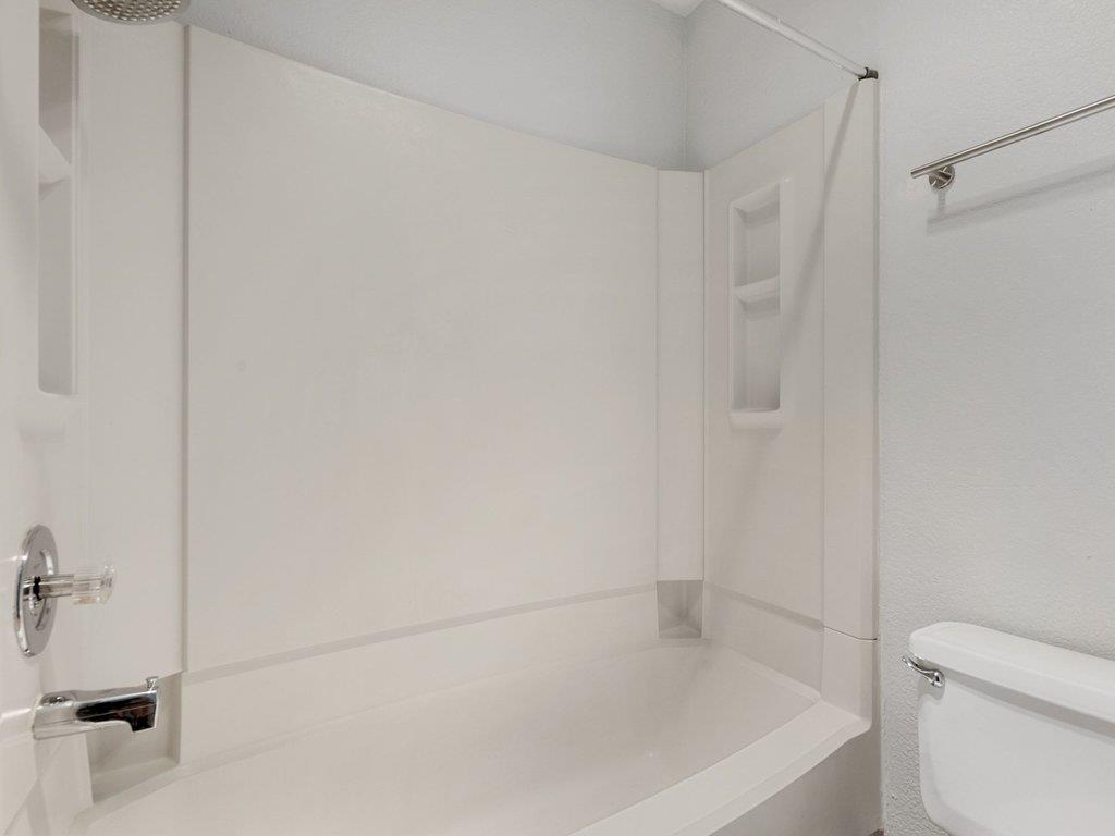 7825 Beauregard Cir # 4, Austin, TX 78745