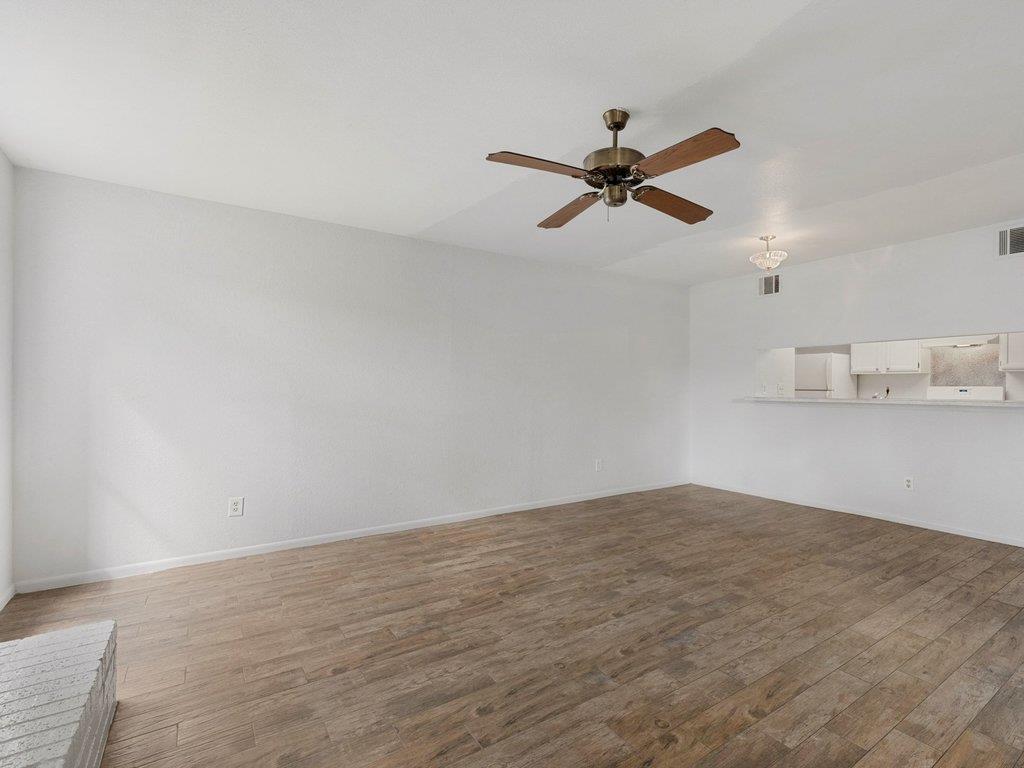 7825 Beauregard Cir # 4, Austin, TX 78745