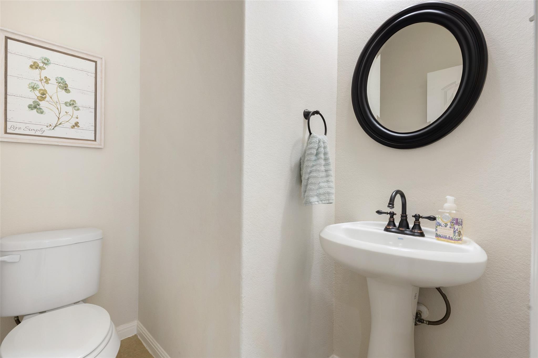 611 Irvin Dr, San Marcos, TX 78666