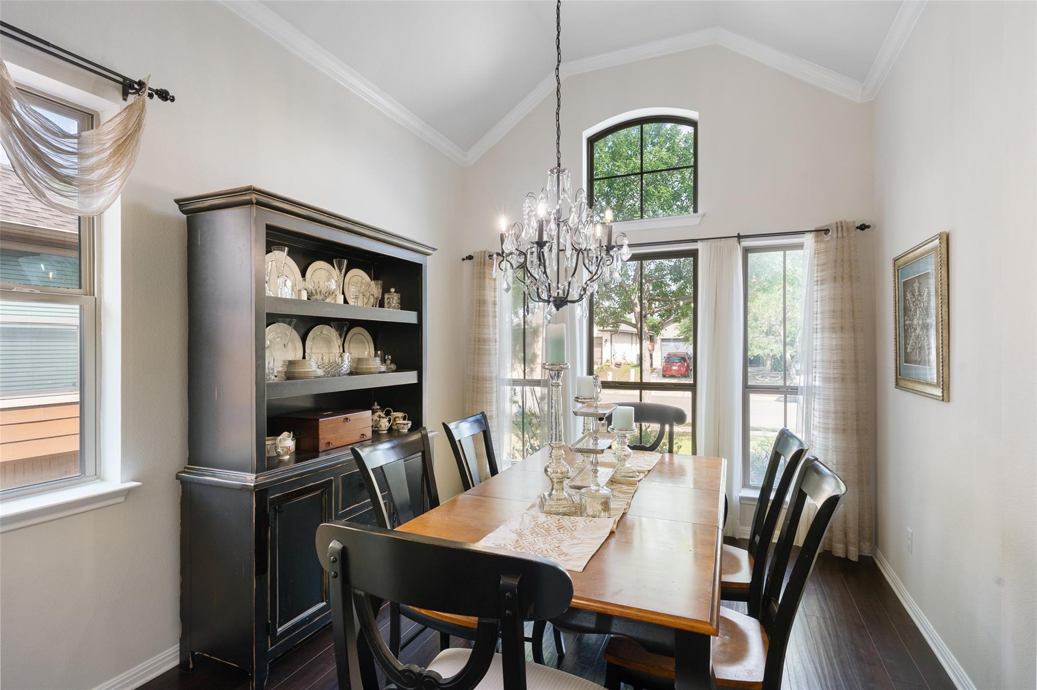 611 Irvin Dr, San Marcos, TX 78666