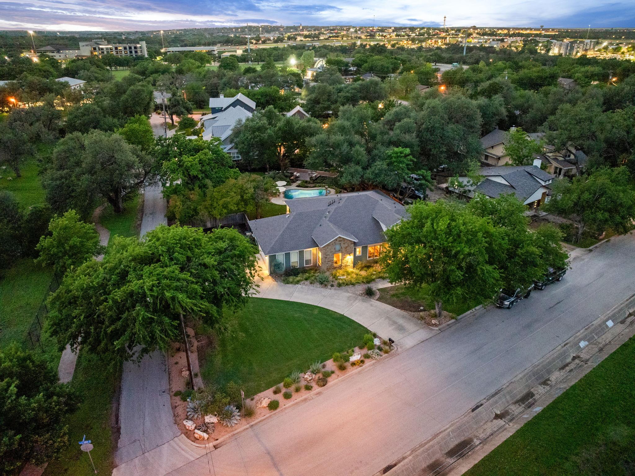 1804 Leander St, Georgetown, TX 78626