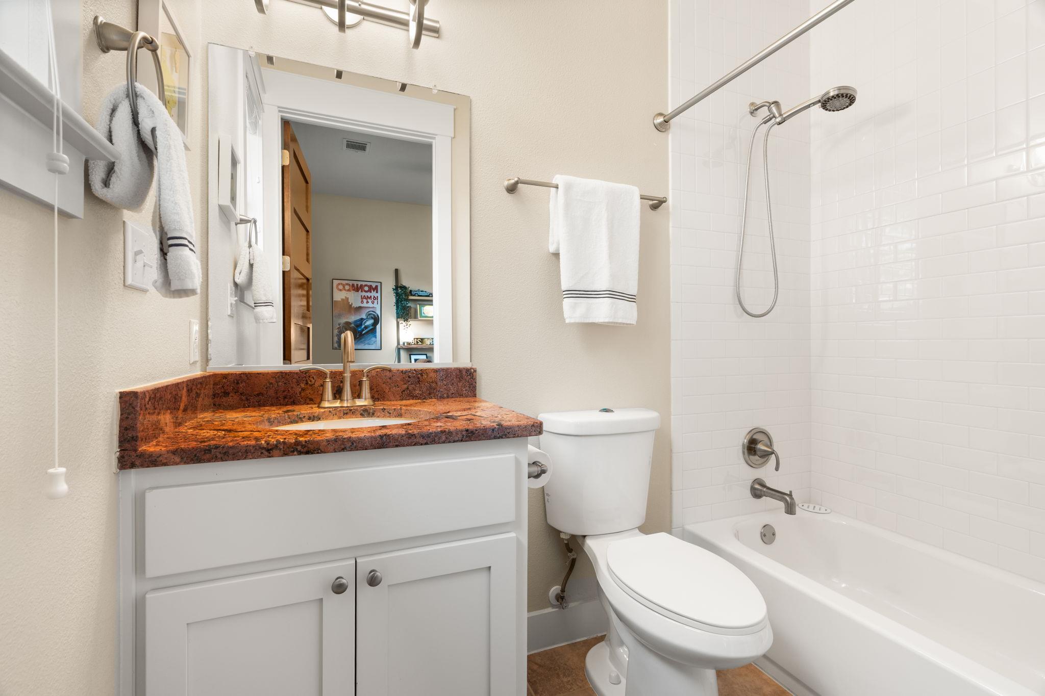 1804 Leander St, Georgetown, TX 78626