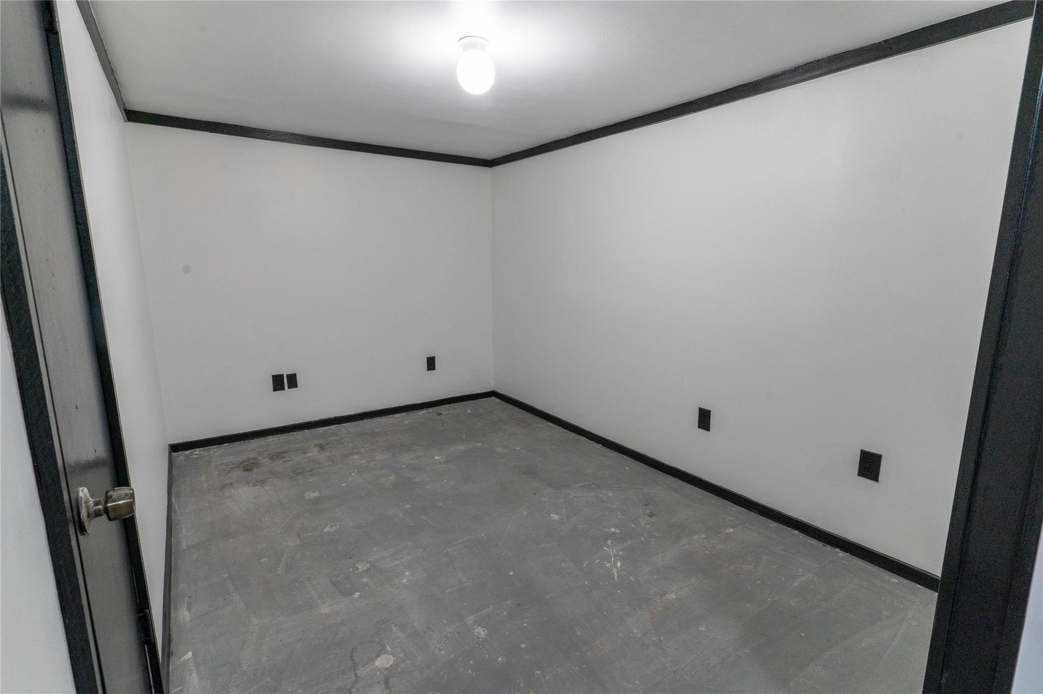 108 E Clark St, Bartlett, TX 76511