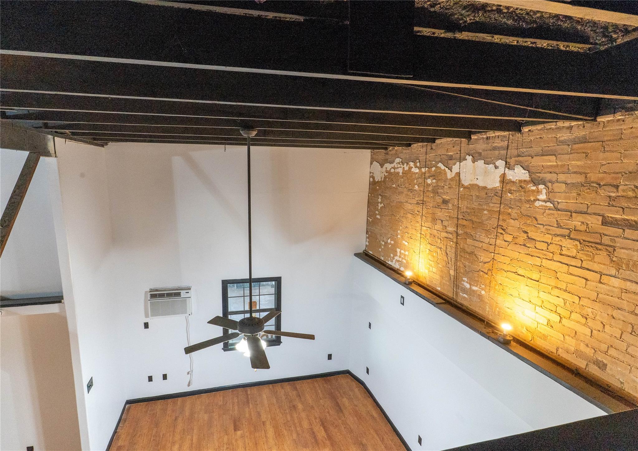 108 E Clark St, Bartlett, TX 76511