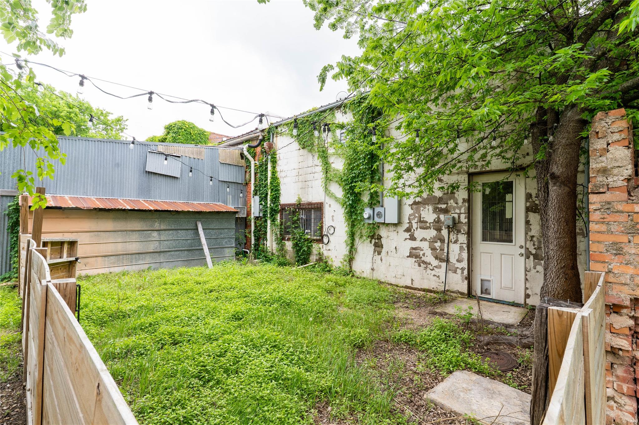 108 E Clark St, Bartlett, TX 76511