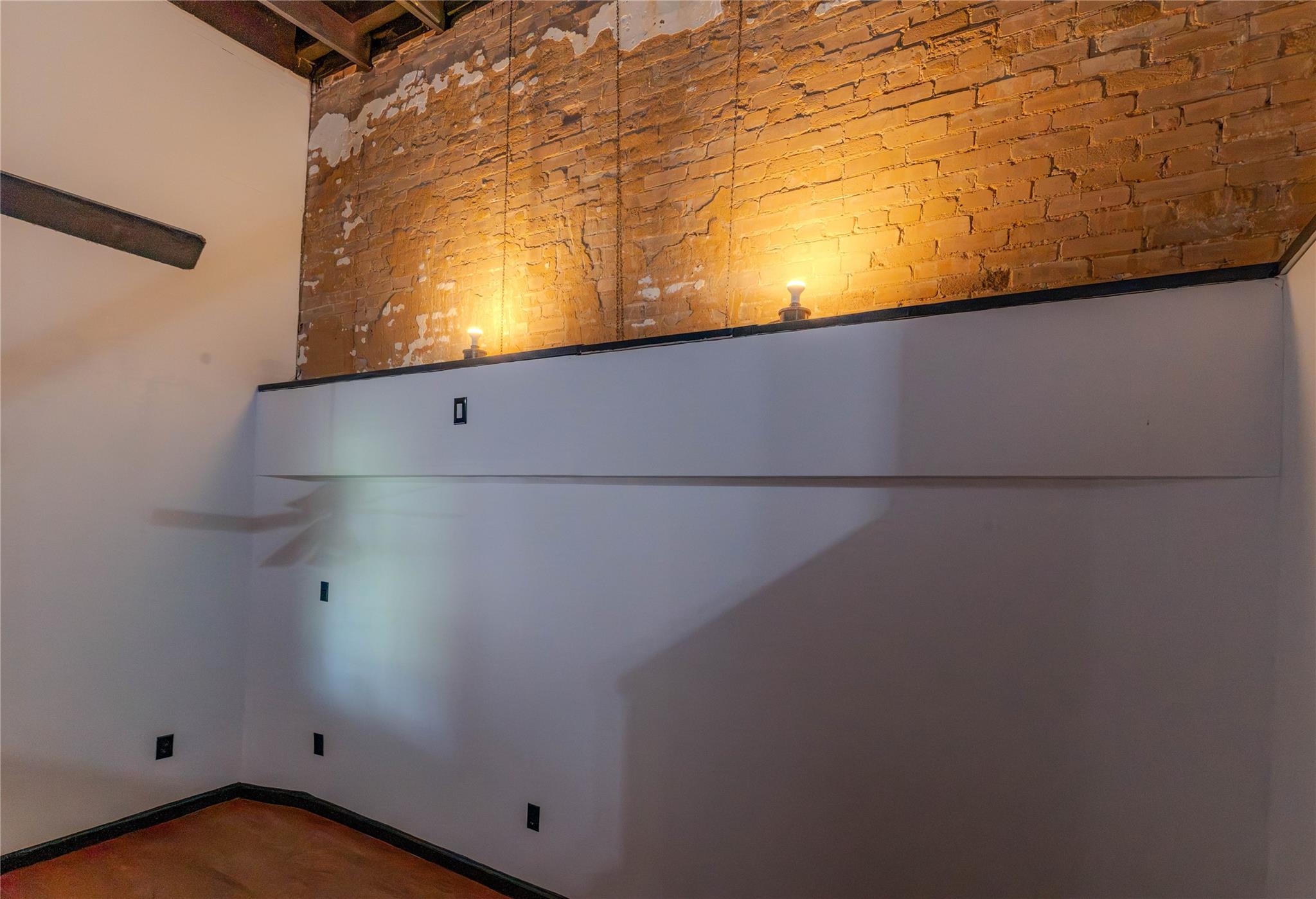 108 E Clark St, Bartlett, TX 76511