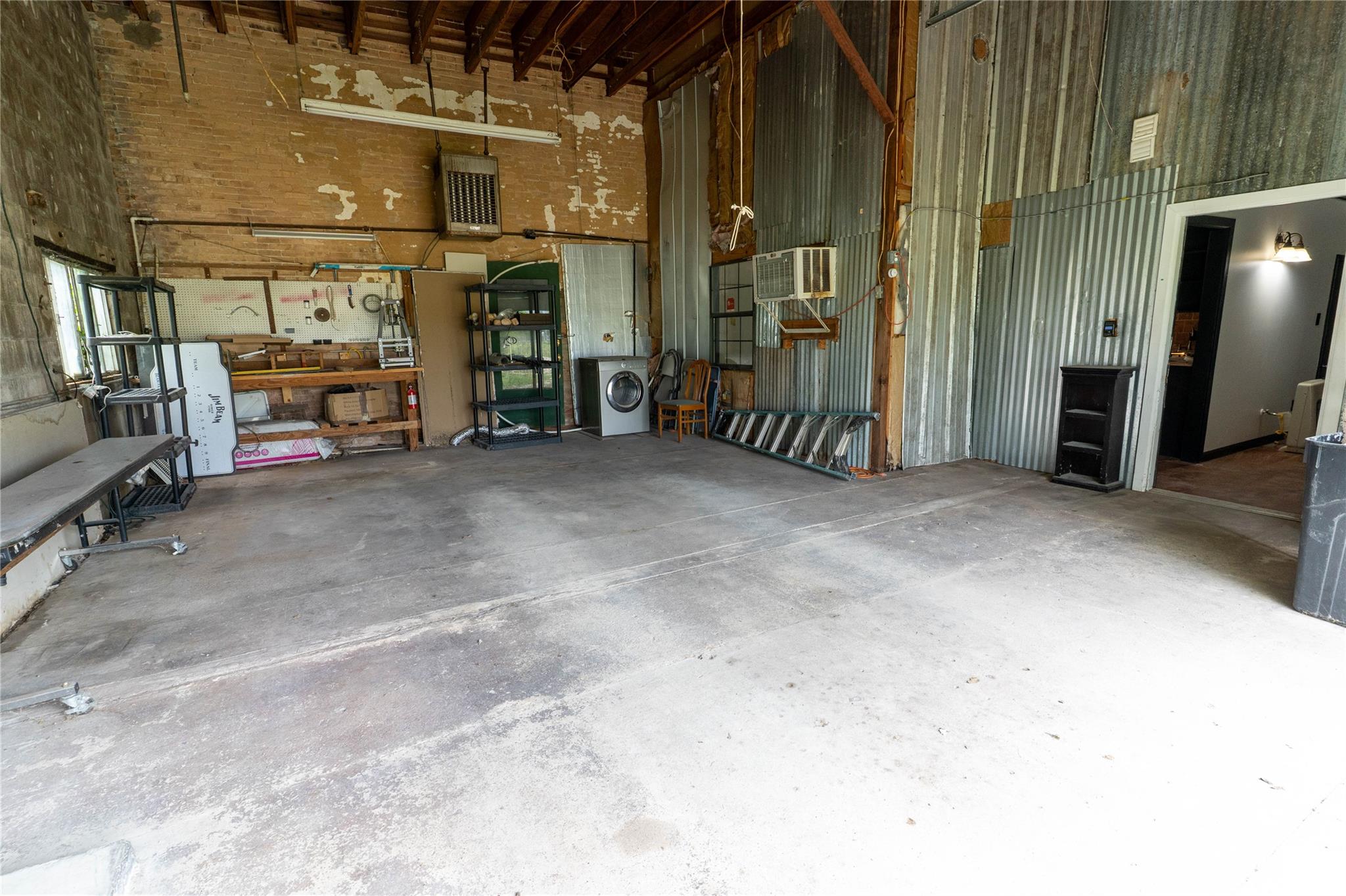 108 E Clark St, Bartlett, TX 76511