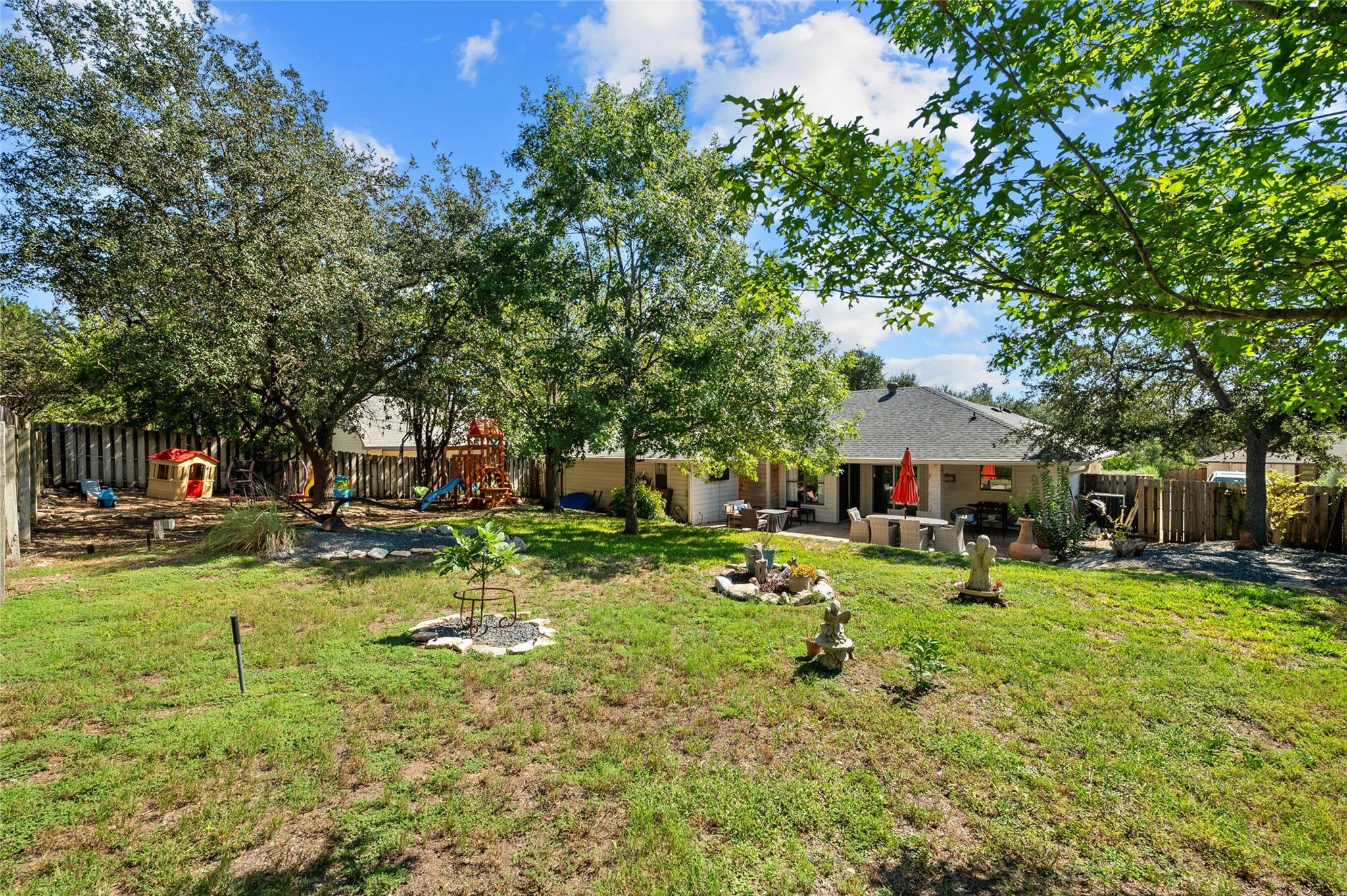 118 Copperleaf Rd, Lakeway, TX 78734