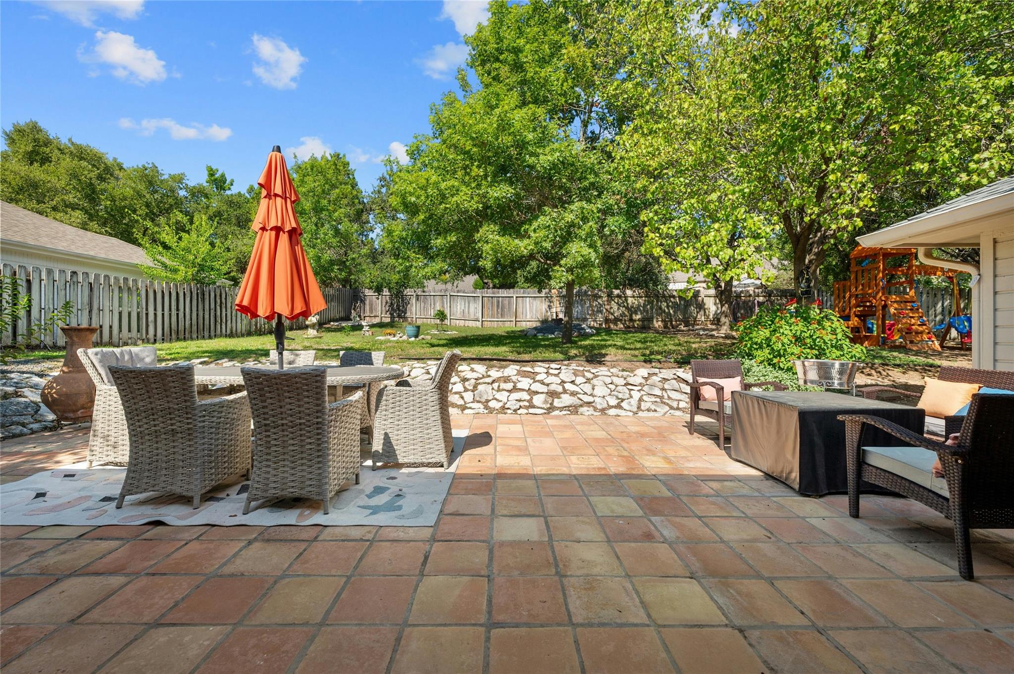 118 Copperleaf Rd, Lakeway, TX 78734