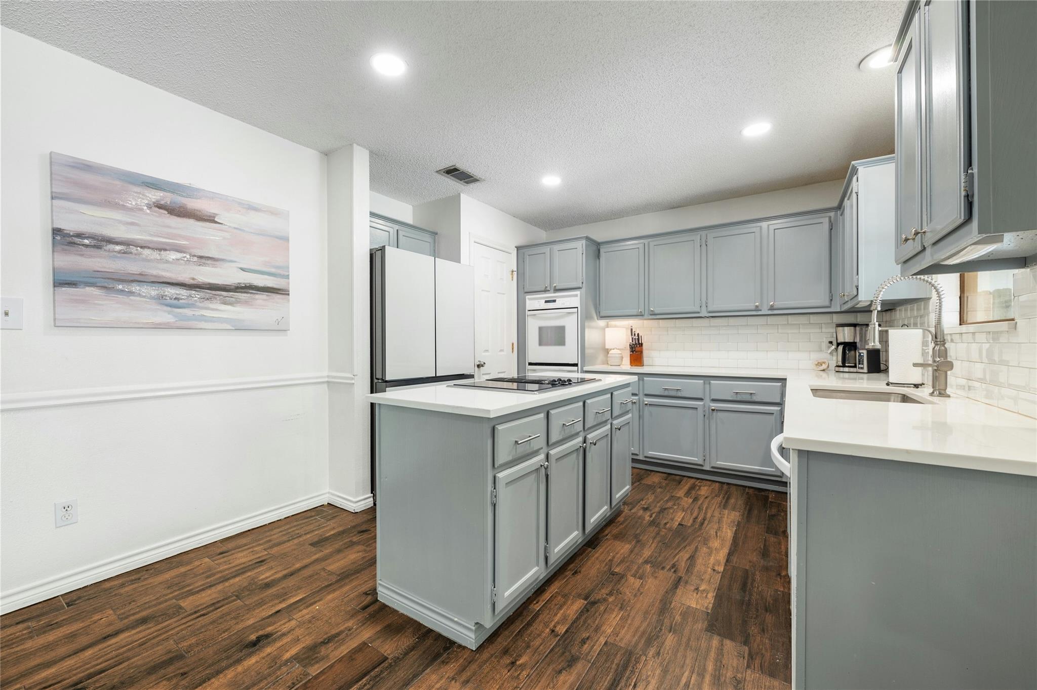 118 Copperleaf Rd, Lakeway, TX 78734