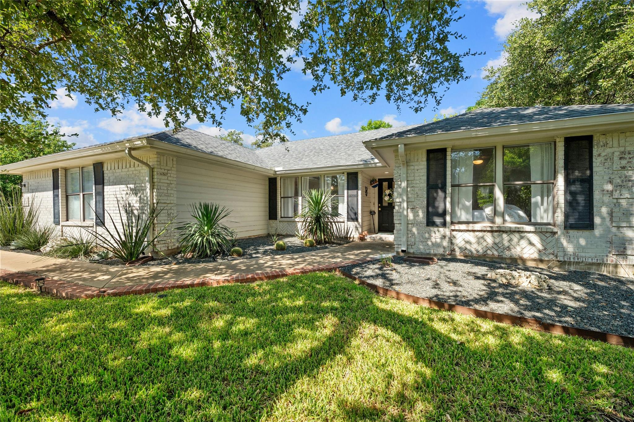 118 Copperleaf Rd, Lakeway, TX 78734