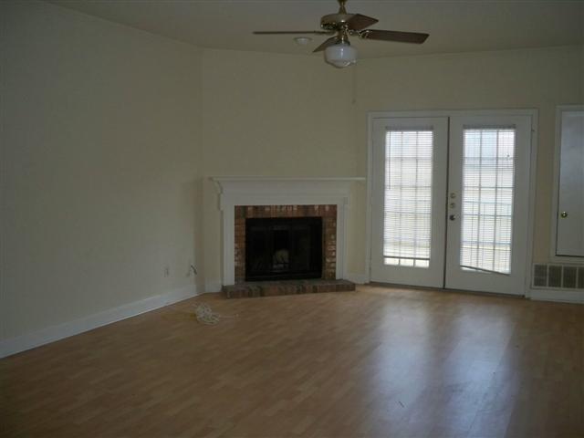 2100 San Gabriel St # 102, Austin, TX 78705