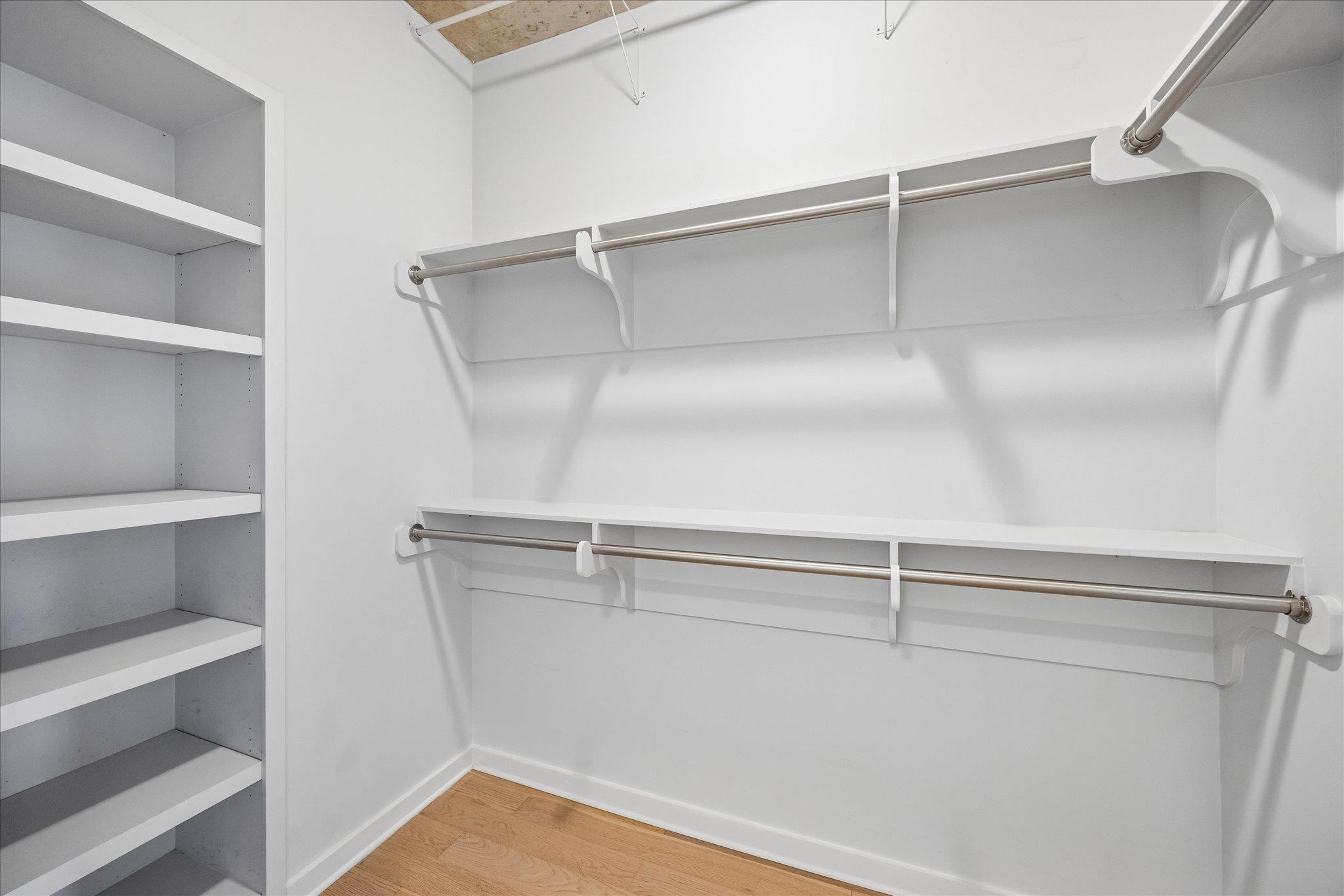 360 Nueces St # 2005, Austin, TX 78701