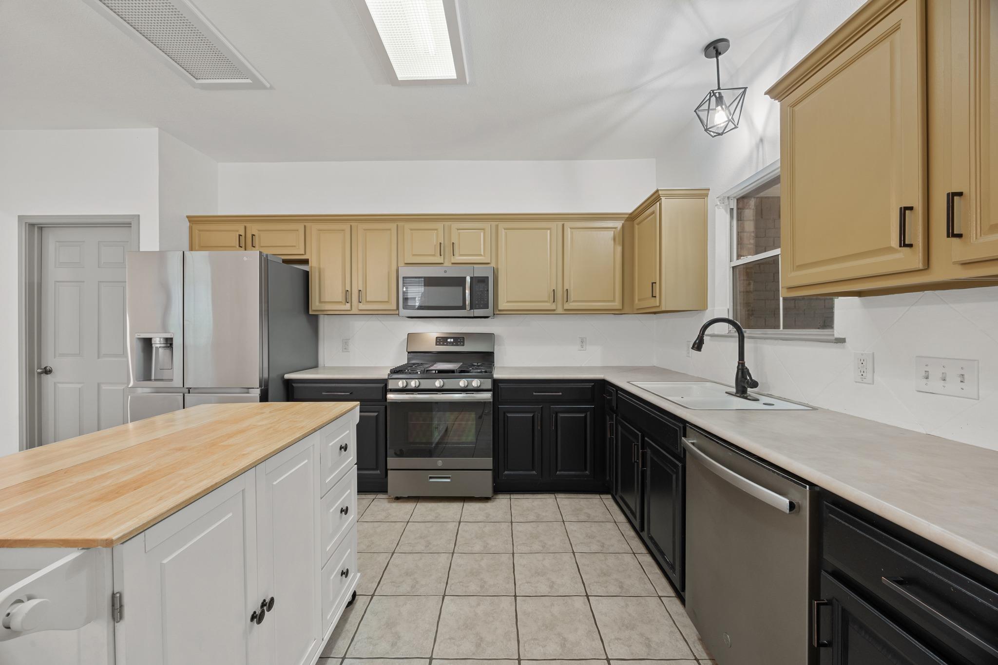 16505 Castletroy Dr, Austin, TX 78717