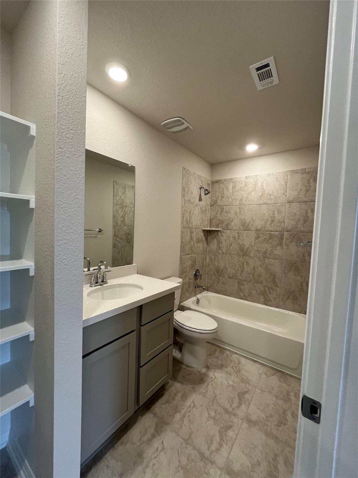 13817 Gilwell Dr, Del Valle, TX 78617