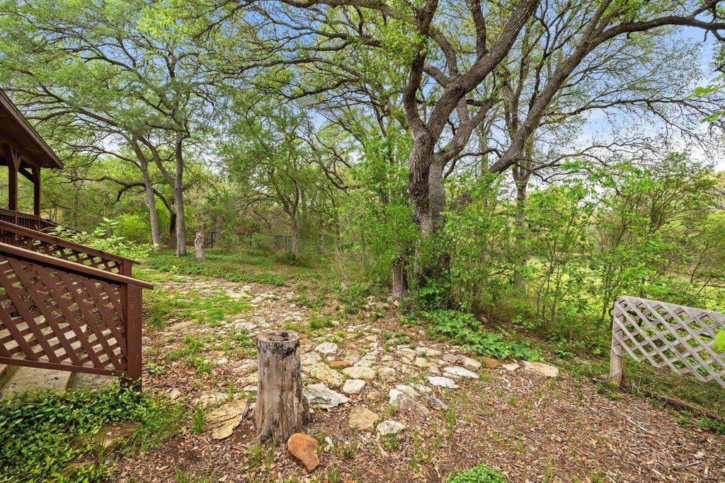 136 Philly Ct, Fischer, TX 78623