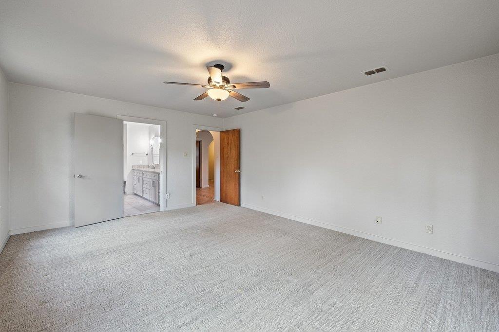 136 Philly Ct, Fischer, TX 78623