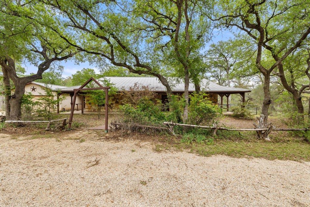 136 Philly Ct, Fischer, TX 78623
