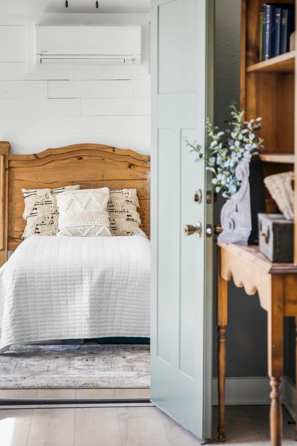 215 Paulus St, Schulenburg, TX 78956