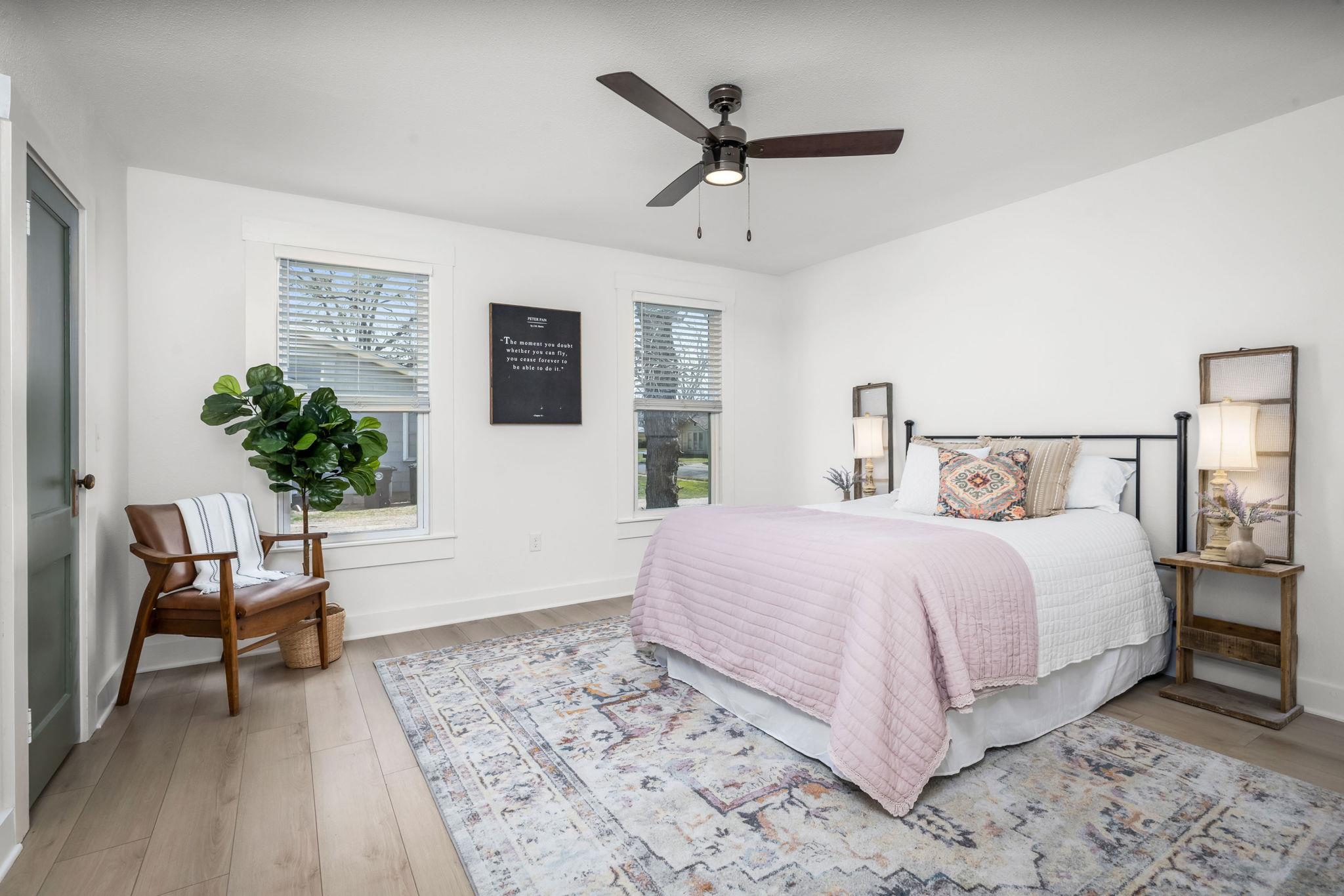 215 Paulus St, Schulenburg, TX 78956