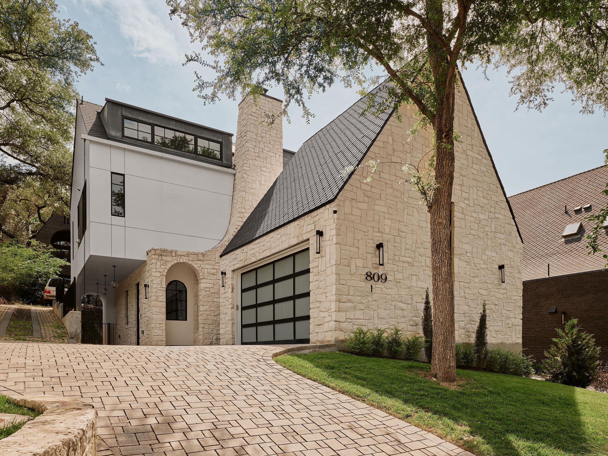 809 Mariposa Dr # 1, Austin, TX 78704