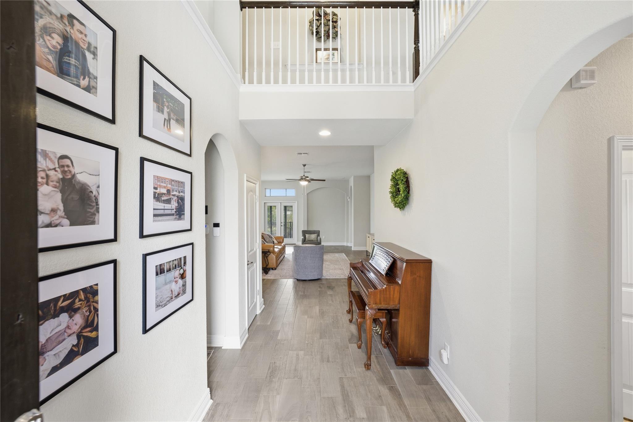 183 Lacy Oak Dr, Buda, TX 78610