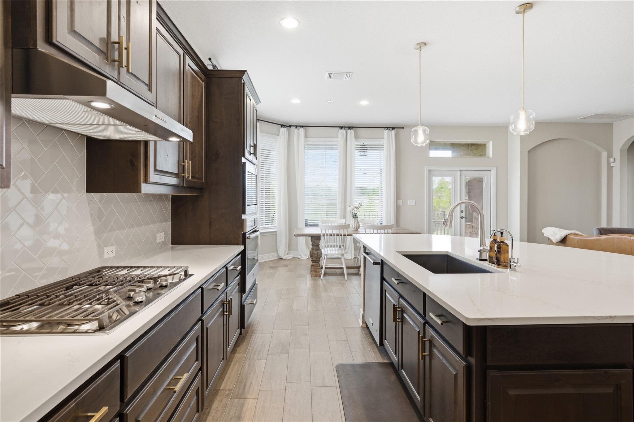 183 Lacy Oak Dr, Buda, TX 78610