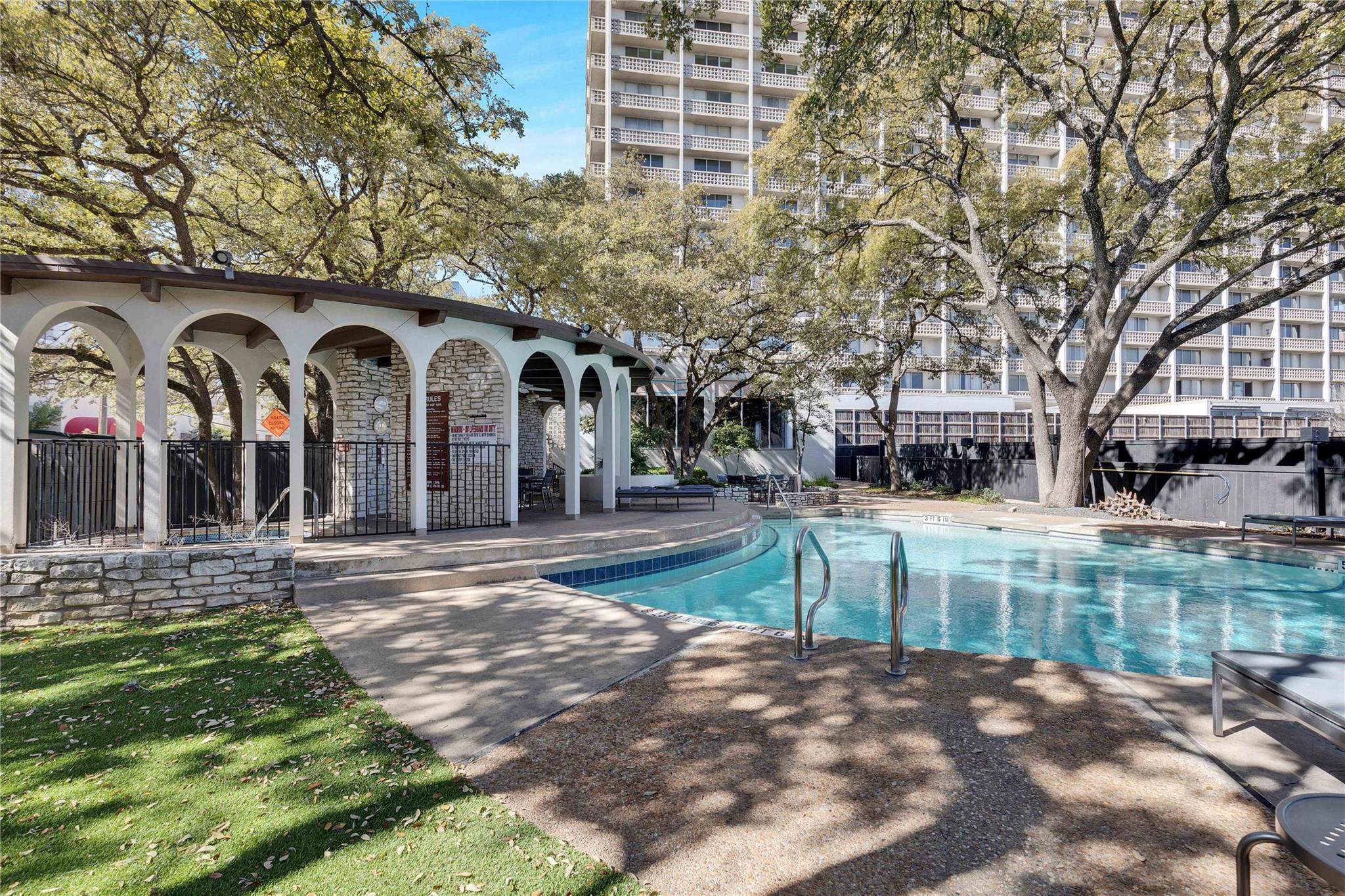 1801 Lavaca St # 5D, Austin, TX 78701