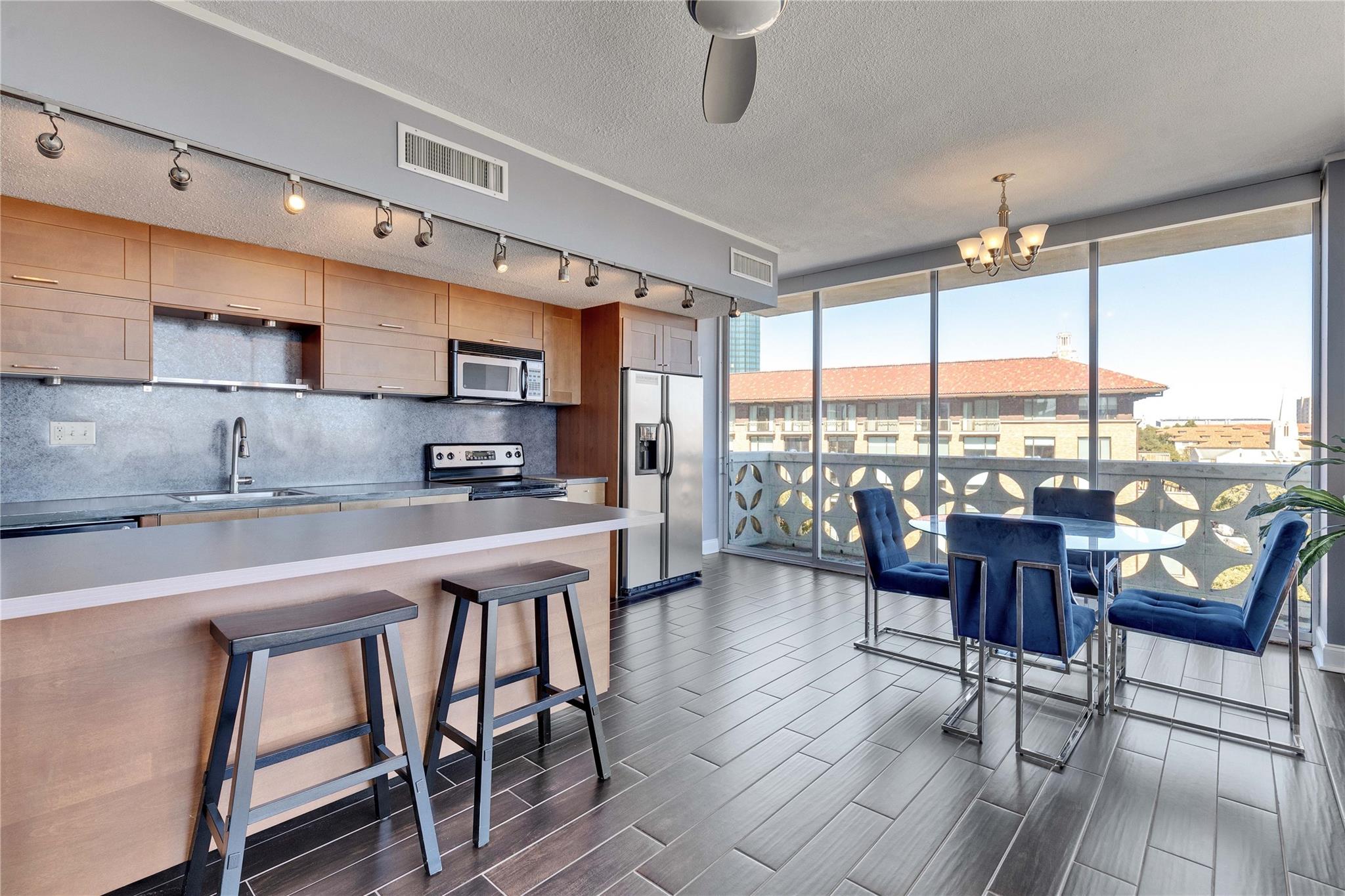1801 Lavaca St # 5D, Austin, TX 78701
