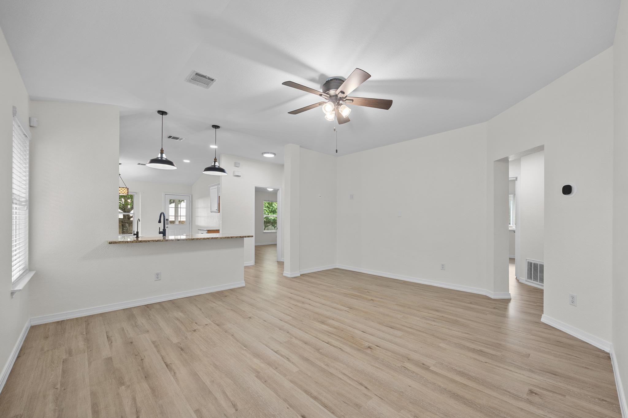 2418 Socorro Bnd, Leander, TX 78641