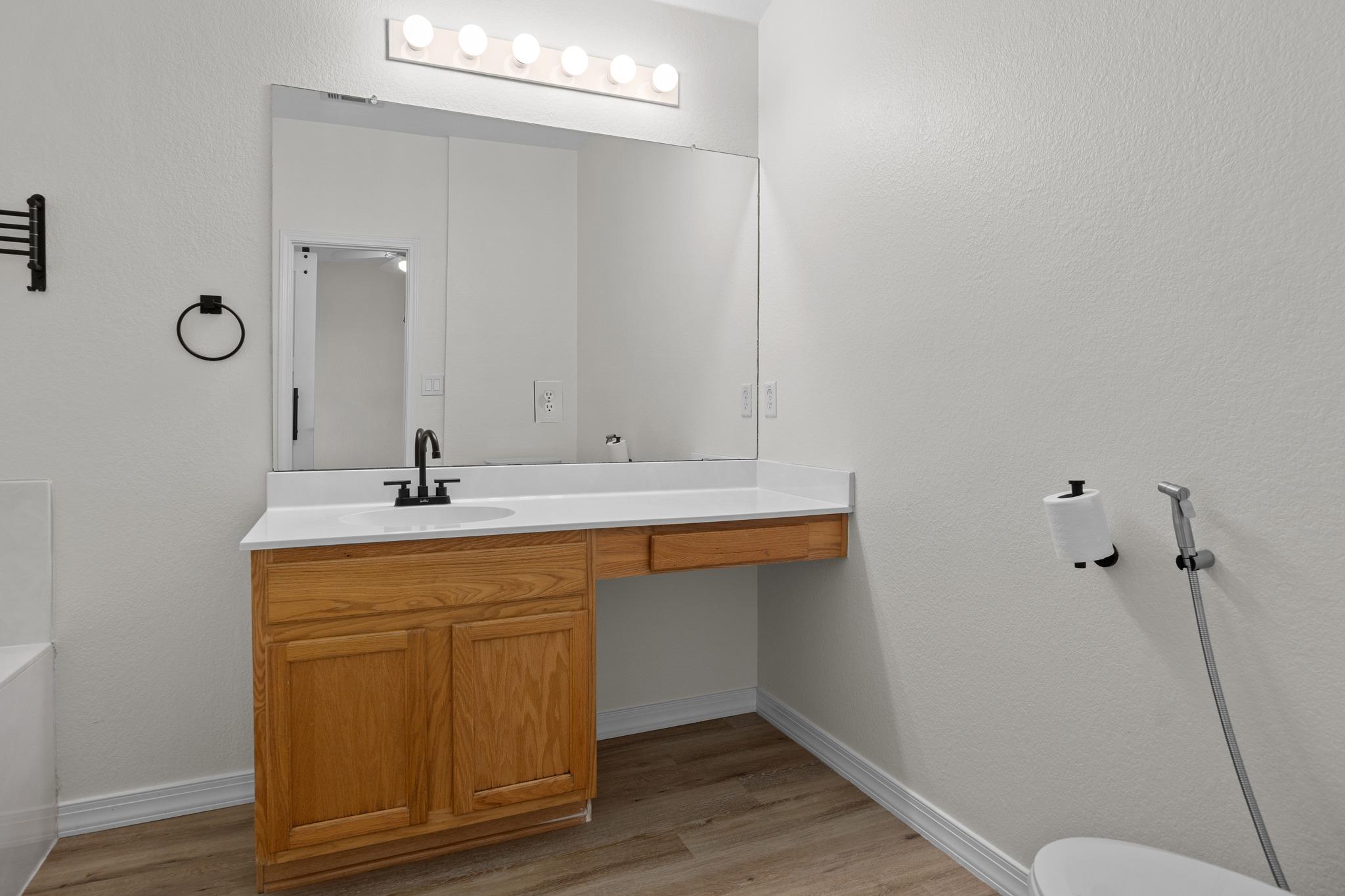 2418 Socorro Bnd, Leander, TX 78641