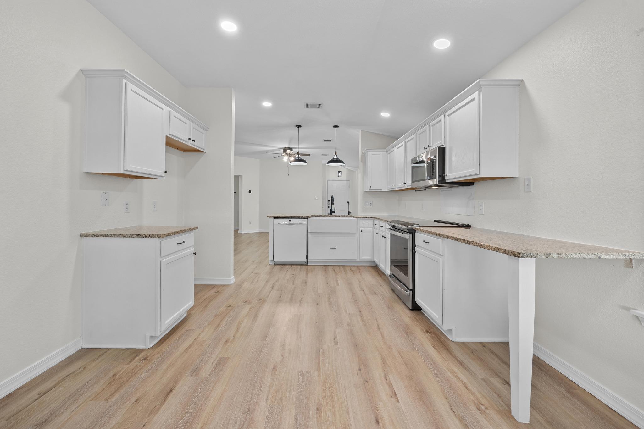 2418 Socorro Bnd, Leander, TX 78641