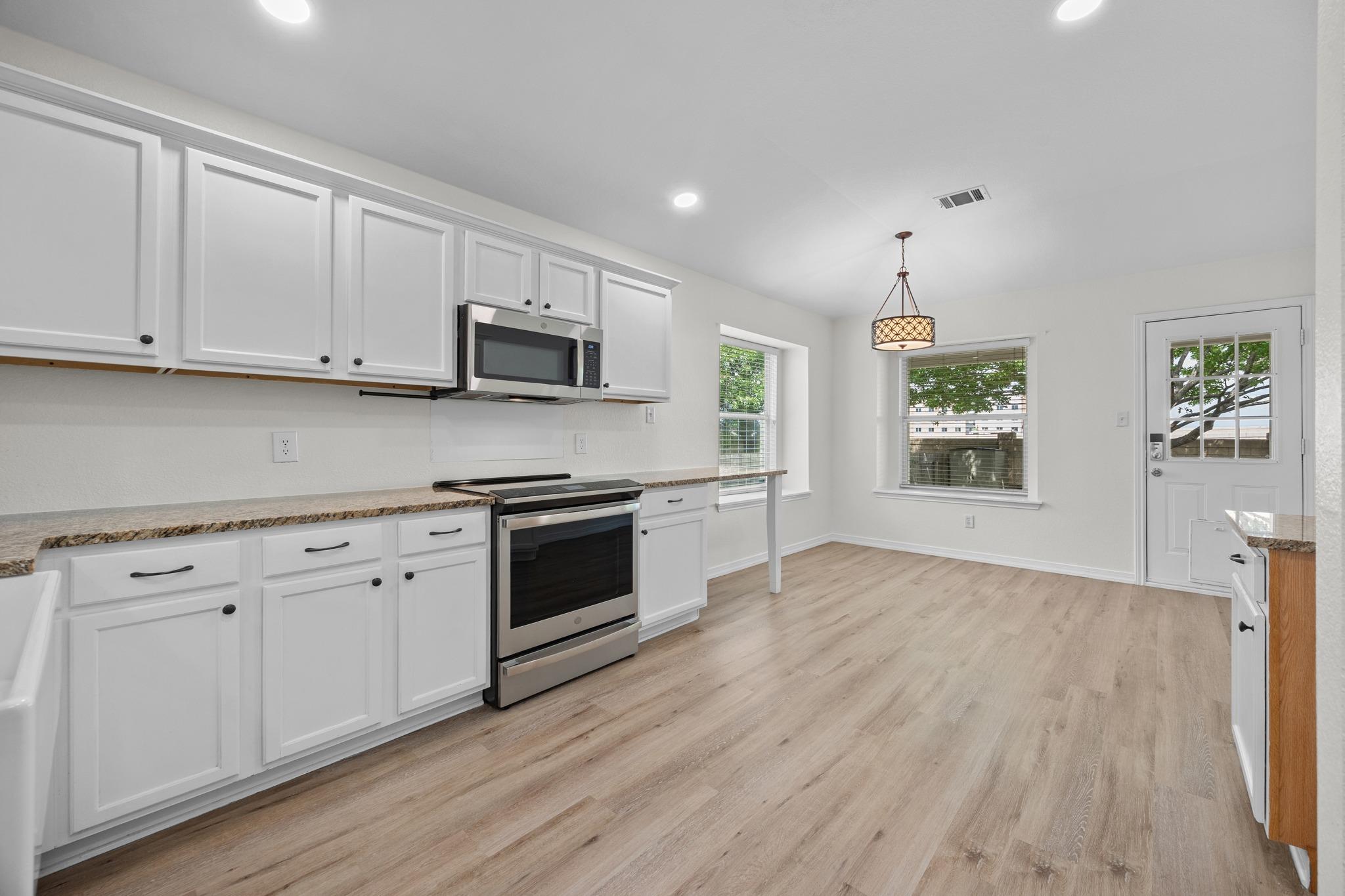 2418 Socorro Bnd, Leander, TX 78641