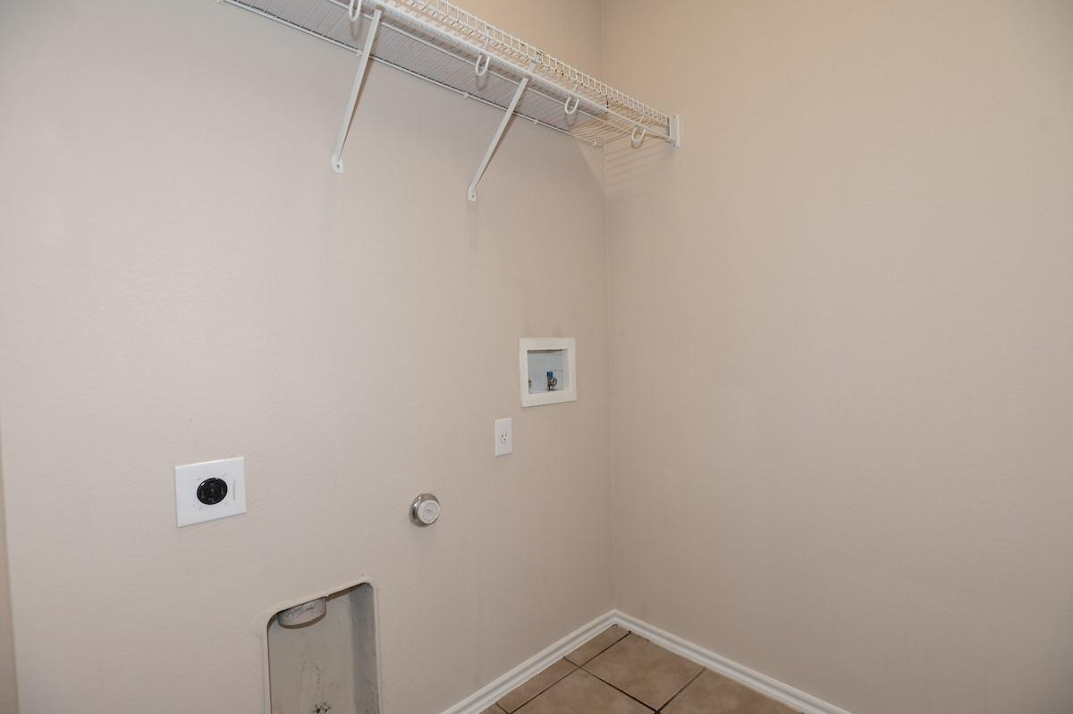 1612 Melissa Oaks Ln, Austin, TX 78744