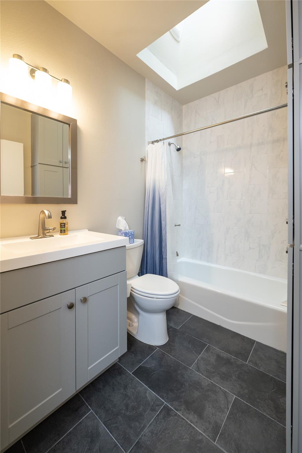 2103 Kinney Ave, Austin, TX 78704