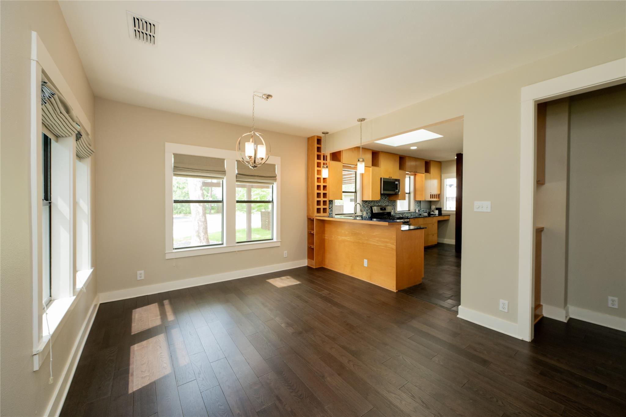 2103 Kinney Ave, Austin, TX 78704