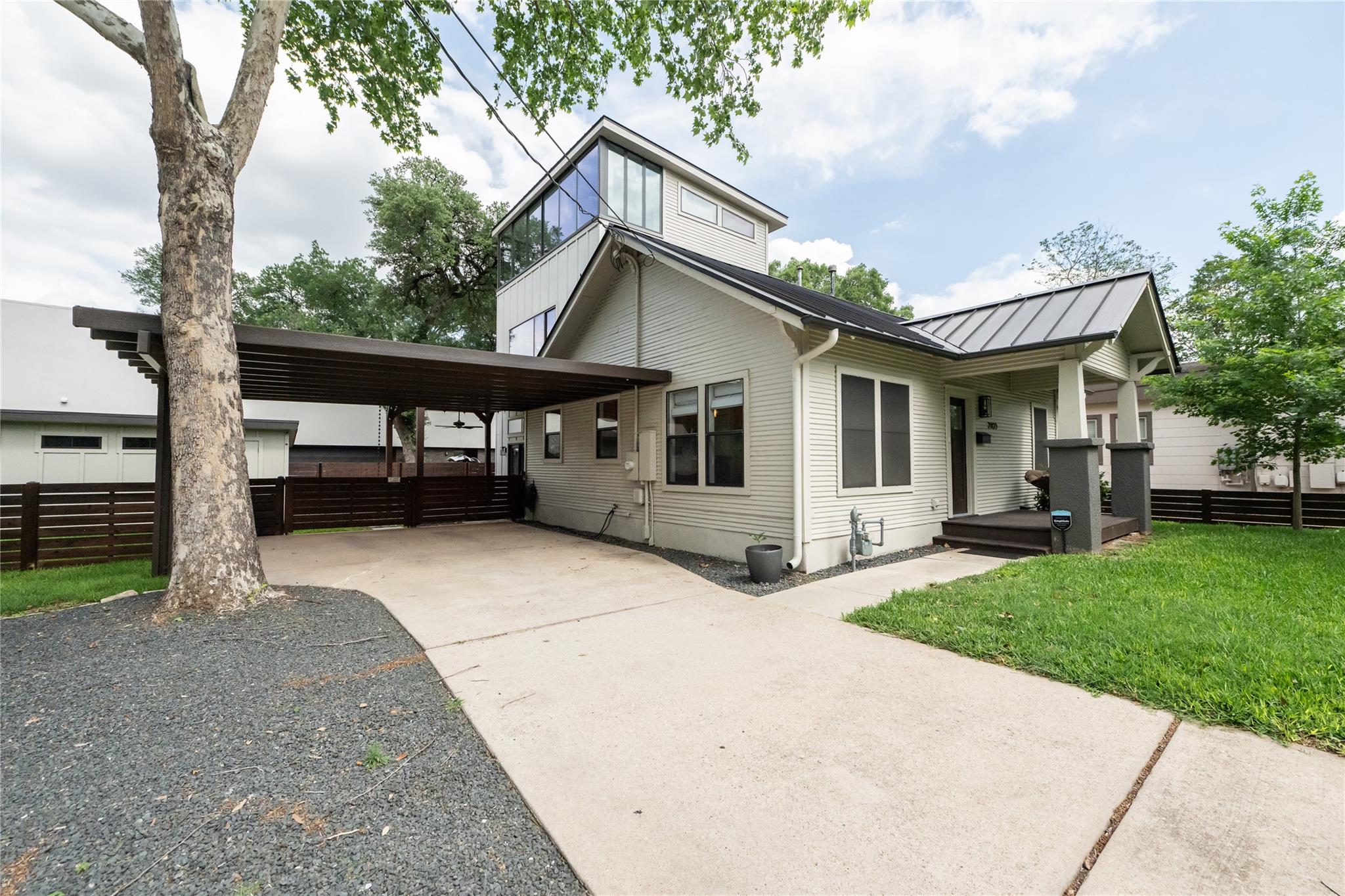 2103 Kinney Ave, Austin, TX 78704