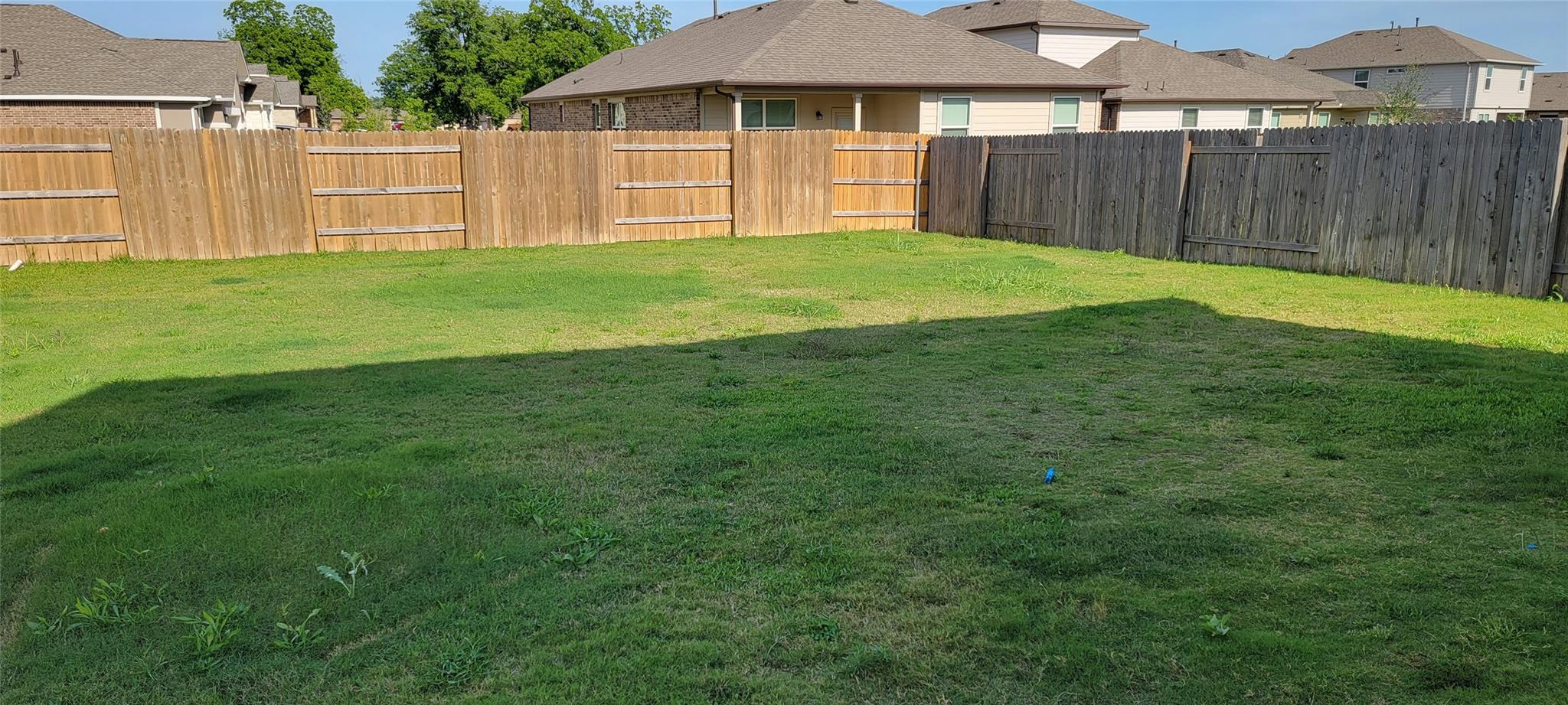 127 Trailside Ln, Bastrop, TX 78602