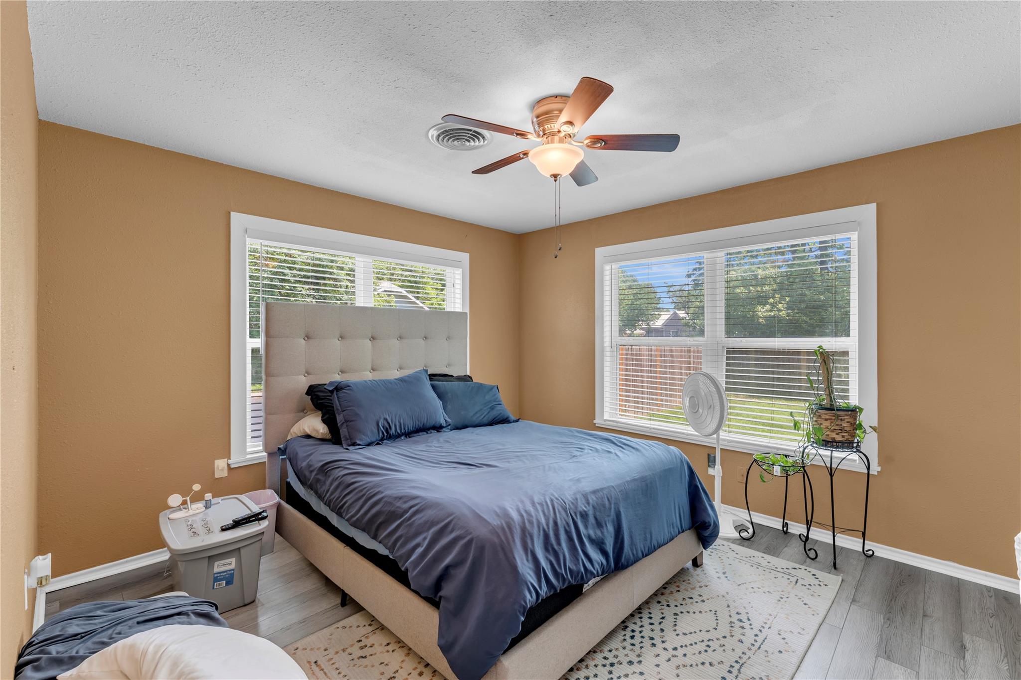 209 E Live Oak St, Burnet, TX 78611